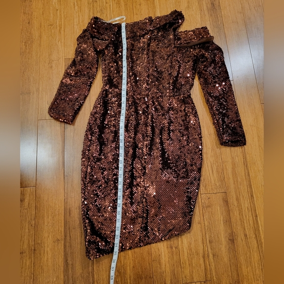 Lavish Alice maya velvet sequin asymmetric mini dress in chocolate - Picture 7 of 8